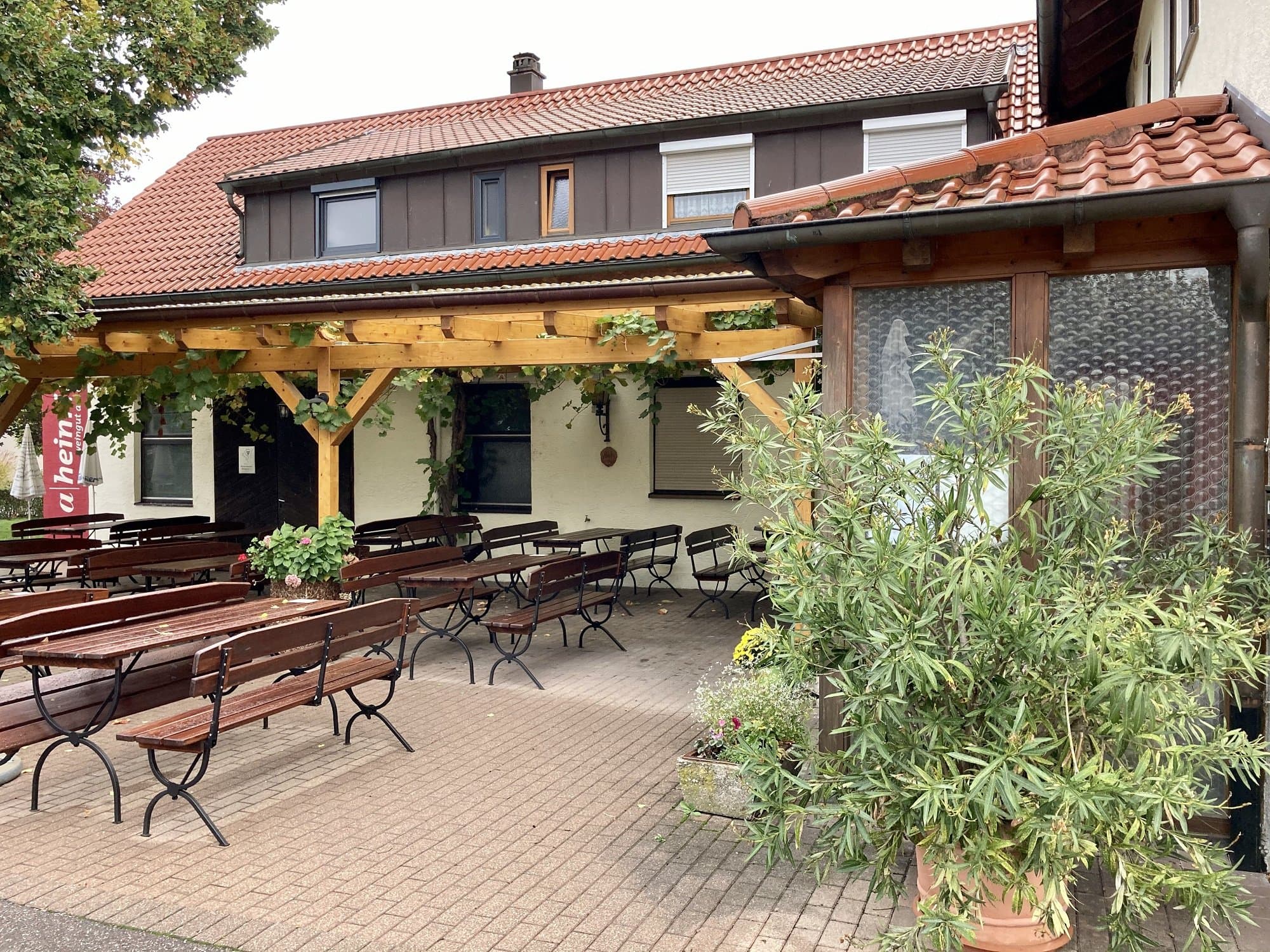 Besenwirtschaft im Weingut Heinrich | Obersulm | HeilbronnerLand
