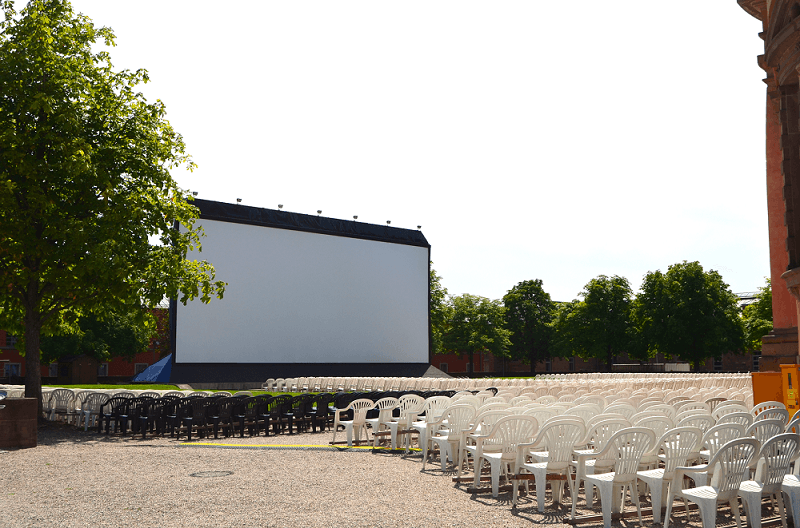 Schloss Gottesaue Openair Kino Bestuhlung