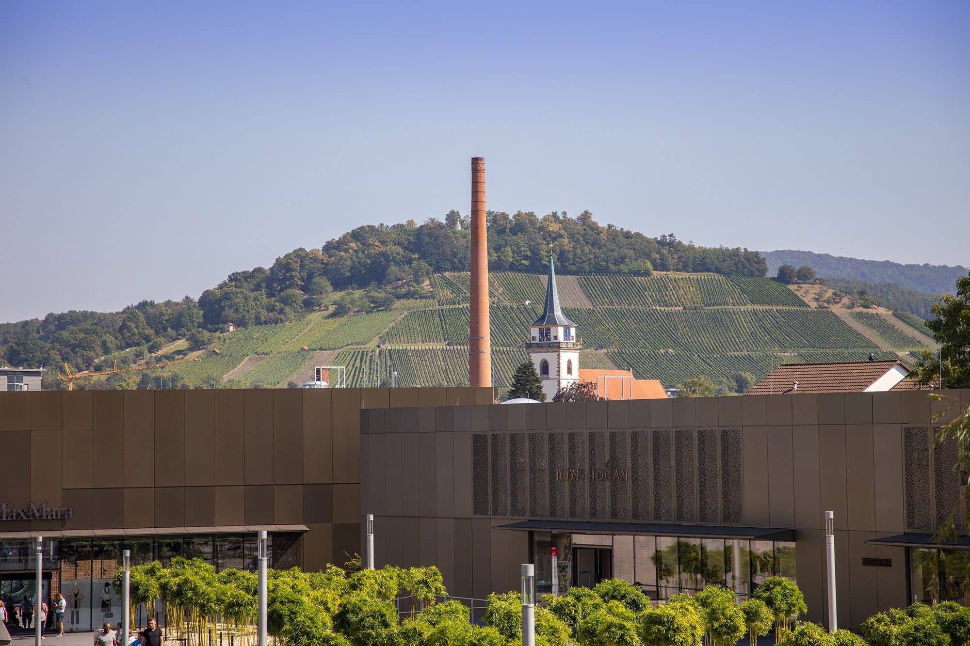 Shopping and winemaking tradition