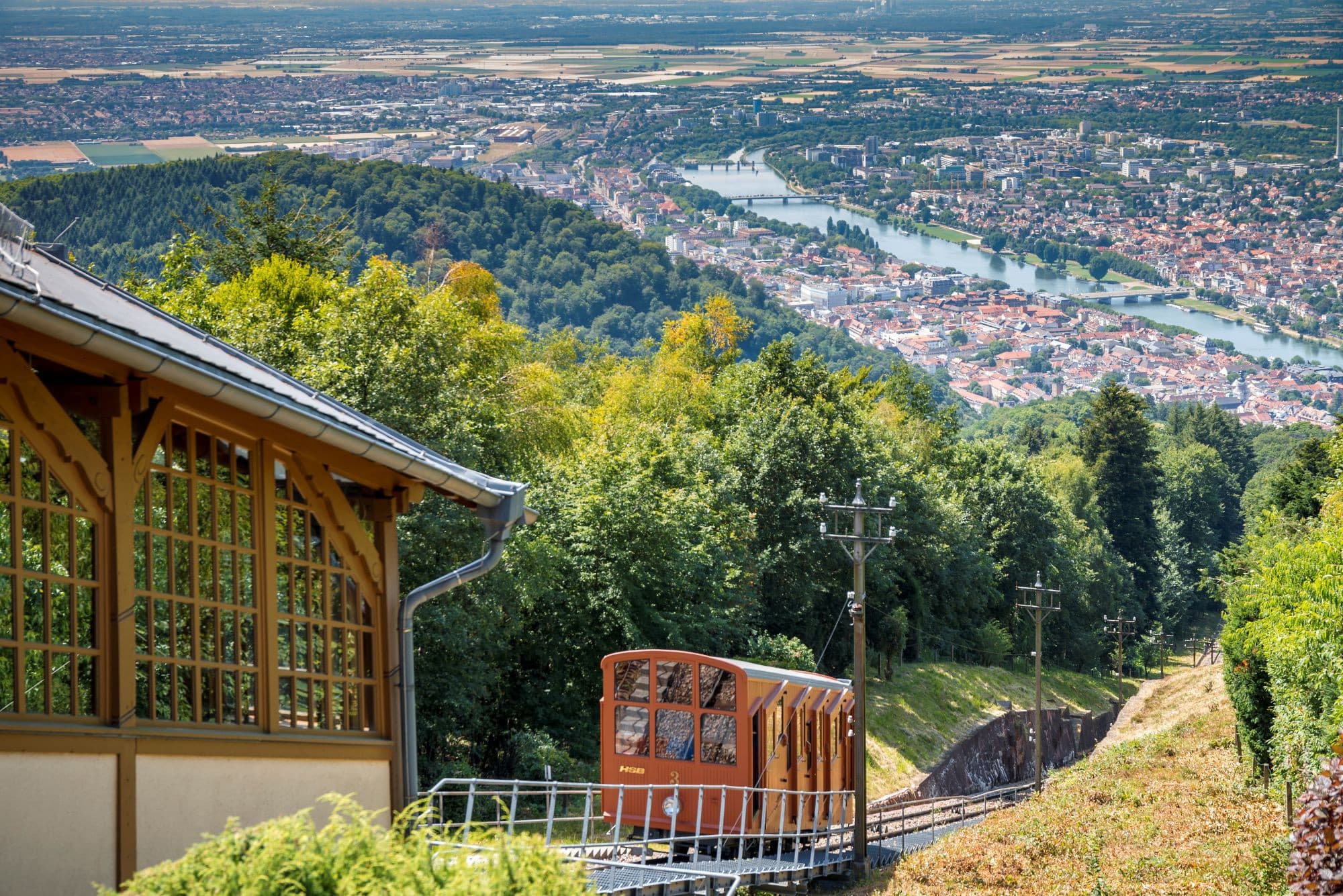 Heidelberger Bergbahn - Anfahrt am Königstuhl