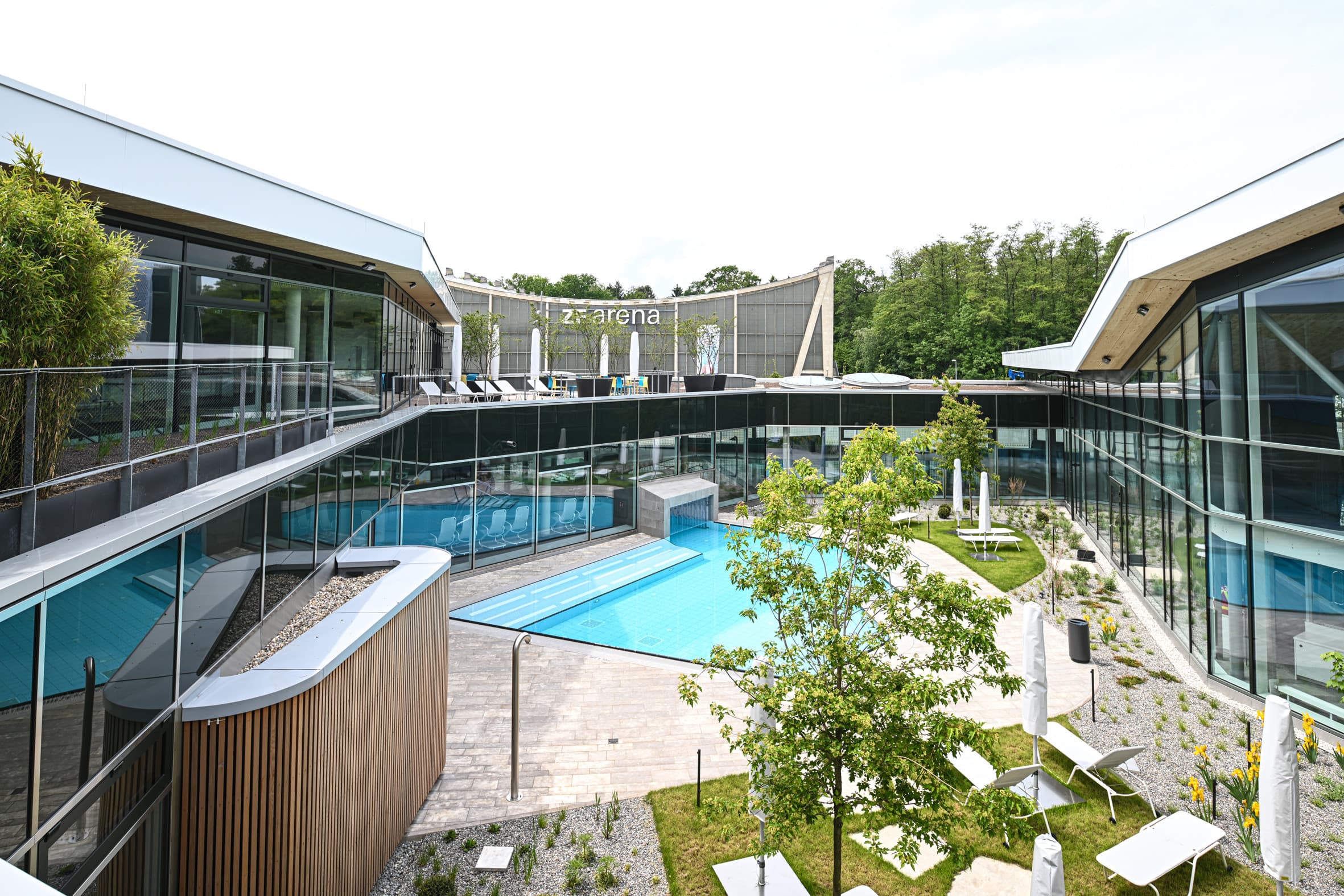 Outdoor saltwater pool at the Friedrichshafen sports pool