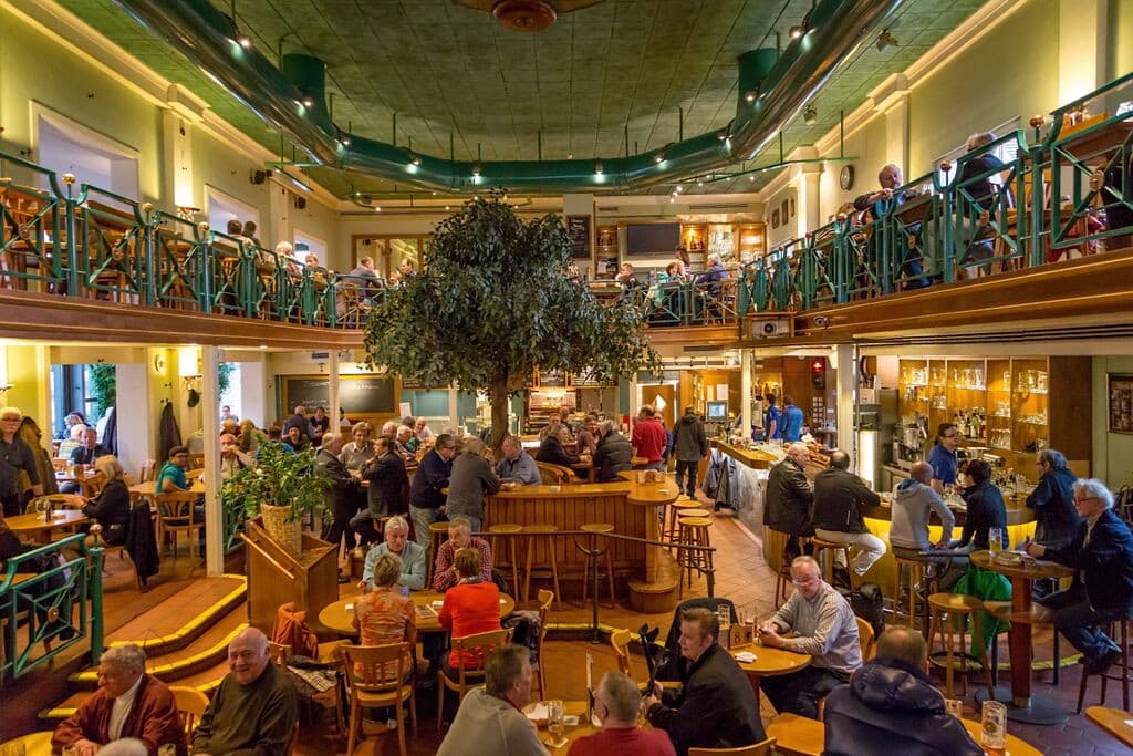 Innenansicht Restaurant Vogelbräu Karlsruhe