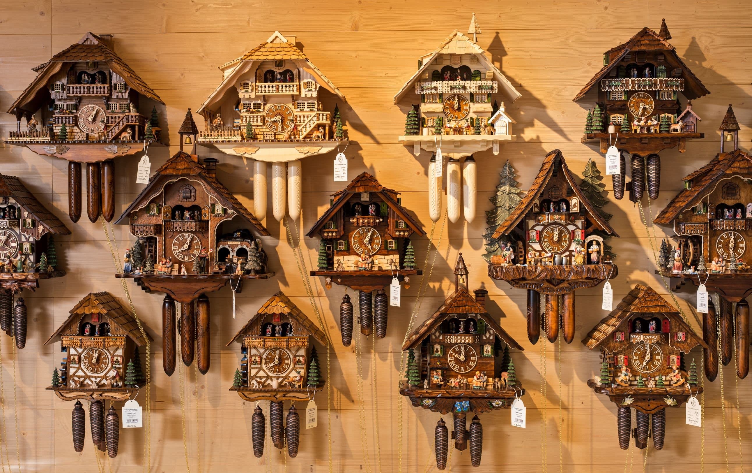 In ihnen vereinen sich Handarbeit, Kunst und Präzision - ein echtes Beispiel Schwarzwälder Wertearbeit.